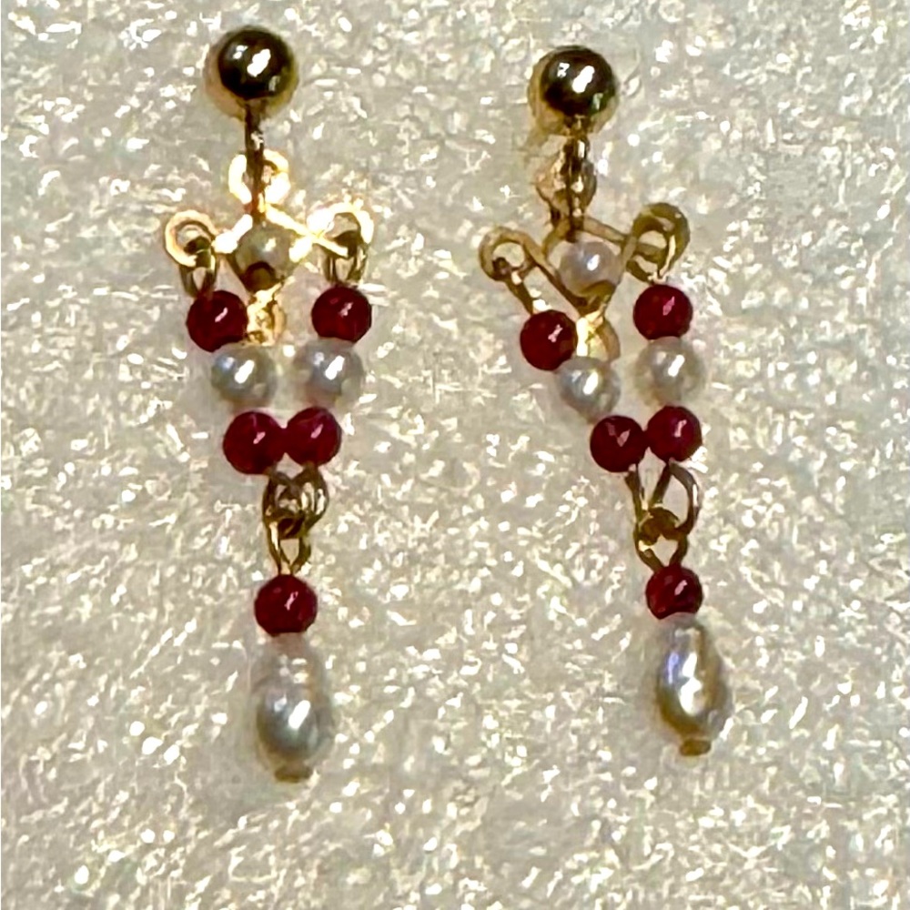 14K Garnet & pearl handmade hammered drop earrings